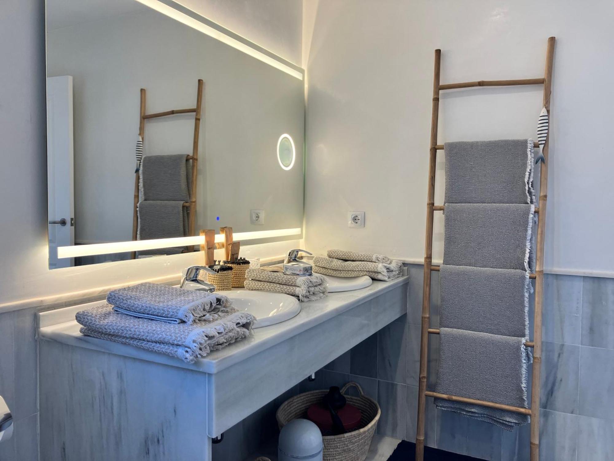 Villa De La Luz Luxury Guesthouse เอลปอร์ติล ห้อง รูปภาพ